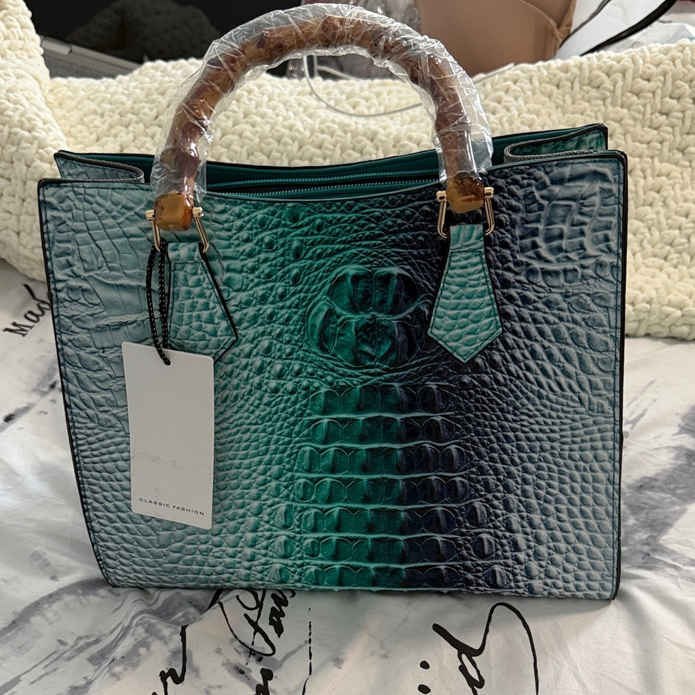 Green Crocodile Pattern Women's Bag